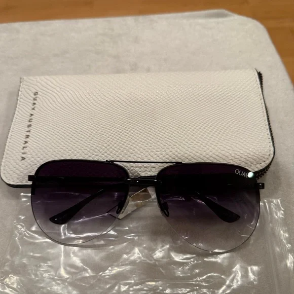 QUAY AUSTRALIA Women's The Playa Mini Brow Bar Aviator Sunglasses, 60mm - Picture 3 of 6